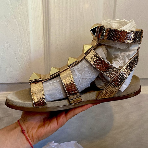 MICHAEL KORS (Brand New!) Golden Roman-Like Sandals - Picture 3 of 8